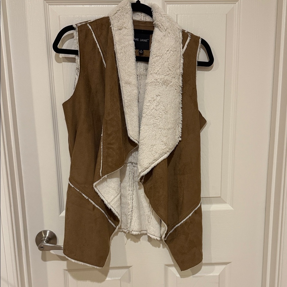Me Jane Tan and White Open Front Vest